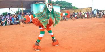 Le masque Zaouli de Djomambo en prestation