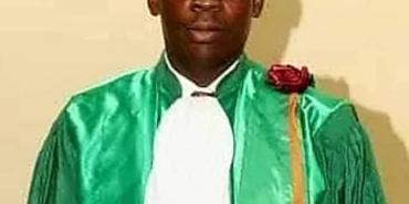 Le professeur ADAMA COULIBALY